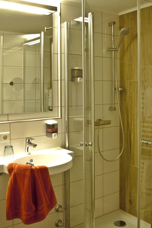 Gasthof - Hotel Zum Loewen Schwabthal Zewnętrze zdjęcie